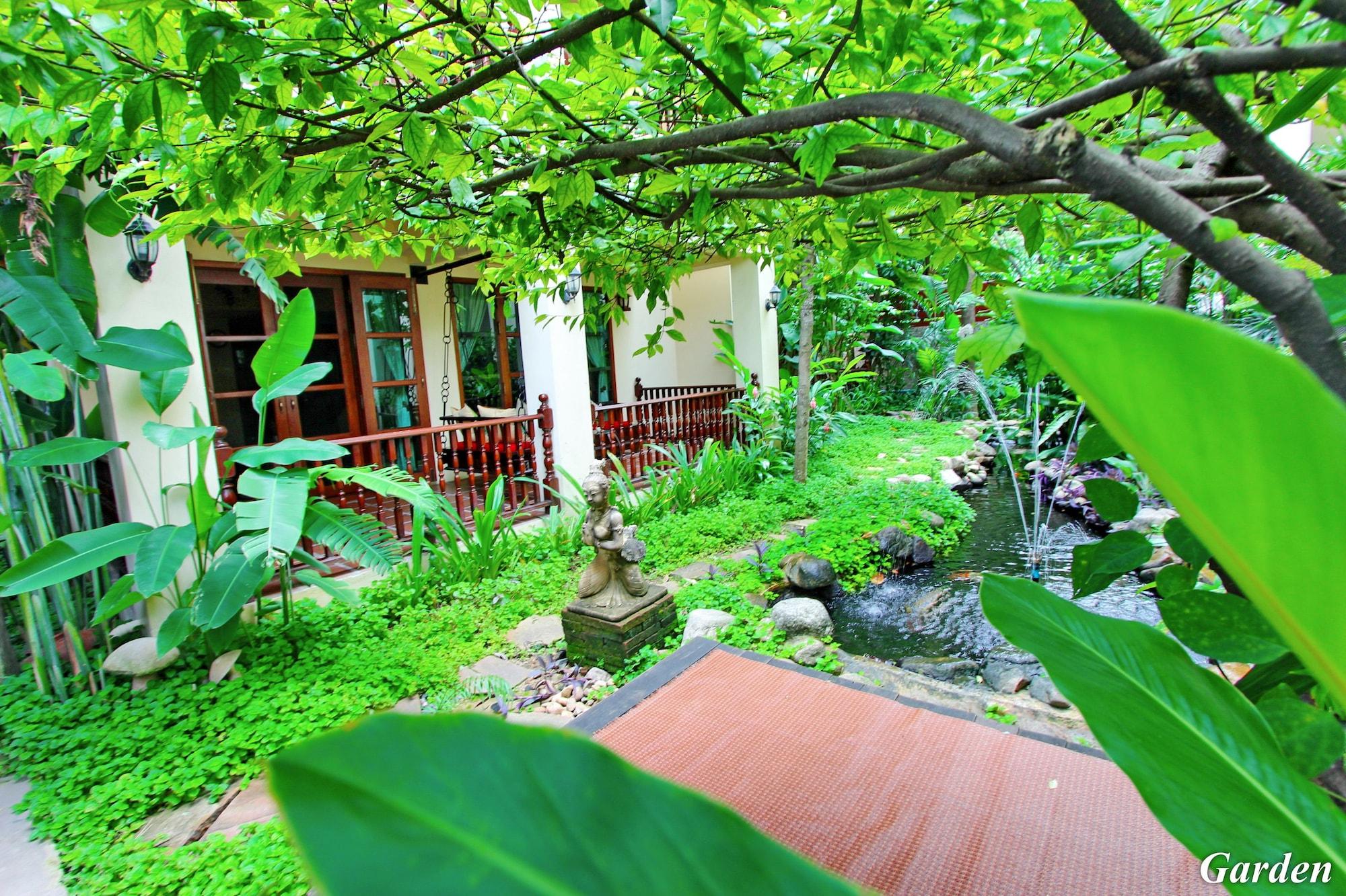 Shewe Wana Suite Resort Чиангмай Экстерьер фото