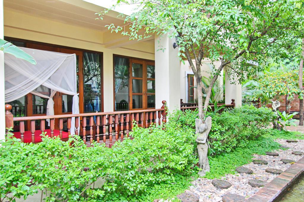 Shewe Wana Suite Resort Чиангмай Экстерьер фото